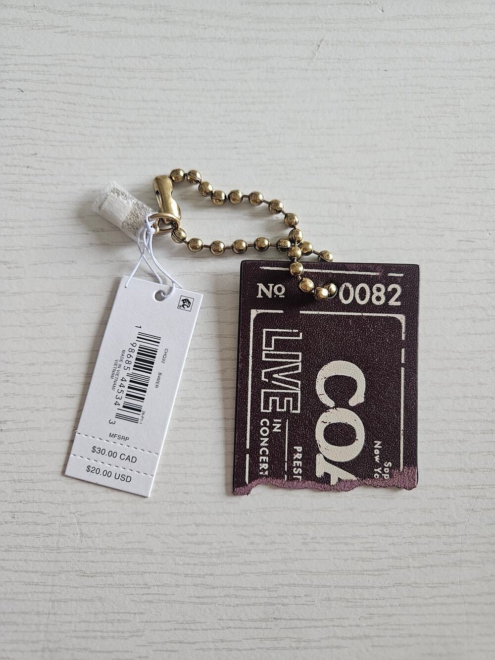 Coach Concert Tickets handtag in Merlot